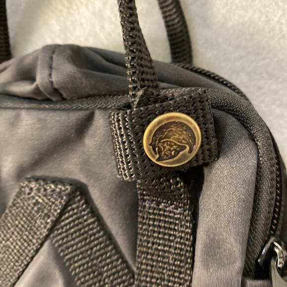 Fjallraven Classic Kanken Mini Backpack Black Gorpcore Minimal Fallwear - Picture 4 of 12